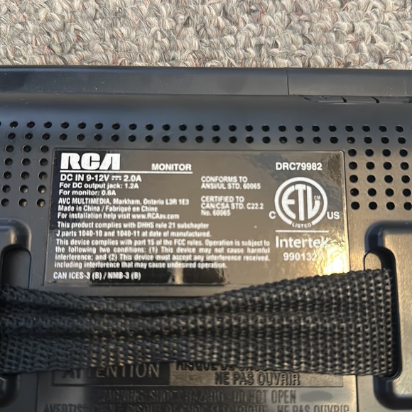 Two RCA Portable Dvd Player DRC79982 (Used) - Picture 7 of 16